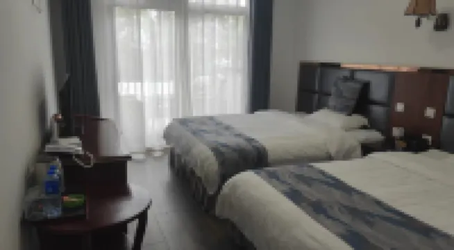 Tiantaishan Small Mill Hotel