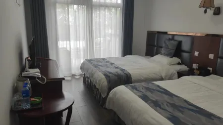 Tiantaishan Small Mill Hotel Отели в г. Цюнлай