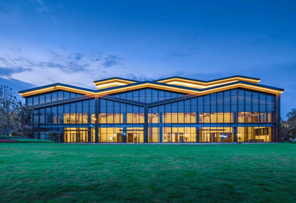 2. 청두 룽촹 화젠..