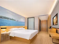 Jinjiang Metropolo Hotel (Haikou Qilou Old Street Riyue Plaza Duty-Free Store) Hotels near Meilan