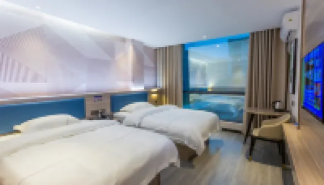 Yijing Hotel (Qinzhou Port) Hotels near Seventy-two Waterways