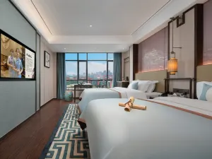 TILL BRIGHT HOTEL