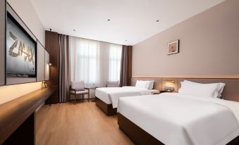 ZMAX Manxi Hotel (Tianjin Wuqing High-speed Railway Station Florence Town)