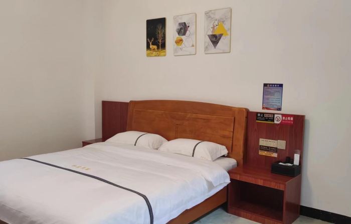 Mengla Heyou Homestay