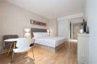 HanTing Hotel (Chongqing Wushan County) Hotels near Chongqing China Three Gorges Museum Wushan Branch