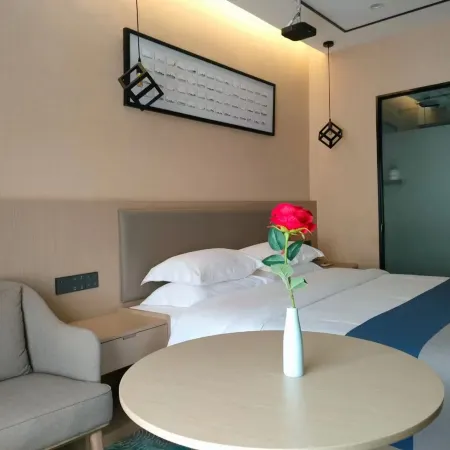 Haitian Hotel (Gaoxian People's Hospital)