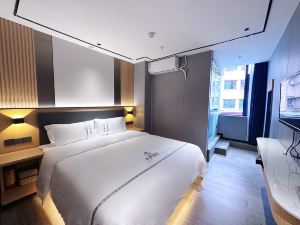 SIA Hotel (Guangzhou Railway Station Sanyuanli Subway Station)