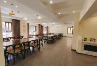 Borjin Cloud Slope Resort