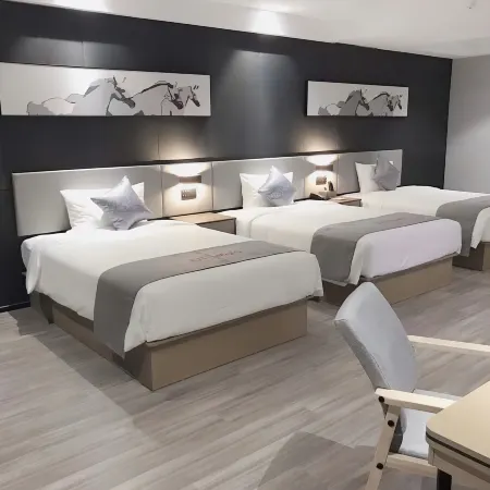 Jinyi Business Hotel (Danzhou Bus Station)