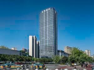 Ji Hotel (Yichang Zhongnan Road Changjiang Square)