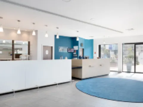 Holiday Inn Express MARSEILLE AIRPORT by IHG Hotels in Vitrolles