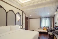 V Maison Boutique Hotel