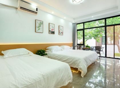 Beijing Purple Cherry Pinellia B&B