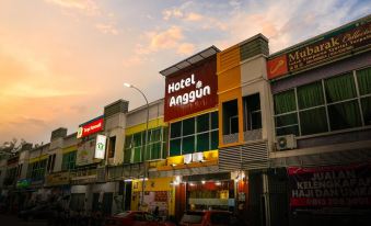 Anggun Hotel