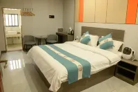 Pinxin Business Hotel (Gushi Experimental Middle School Chenyuanguang Plaza) Hotel in zona Xinlianxin Shopping Mall (Caomiaoji Branch)