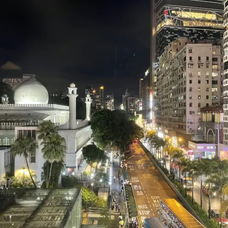 Park Line Inn Hostel (Tsim Sha Tsui) Отели рядом с достопримечательностью «Торгово-офисный центр Harbour City»