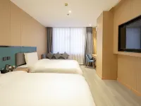 AT MLILY HOTEL Hotels near Fengbo Station