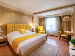 Xiangqing Qi'an Smart Hotel (Tunchang Central Commercial Plaza)