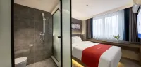 QIANNA HOTEL GLORIOUS(Weihui Branch) Hotels in Weihui