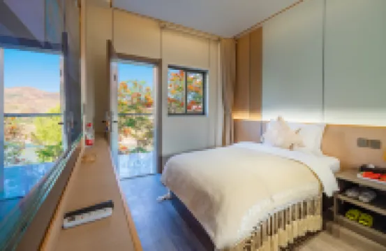 Small Station Homestay