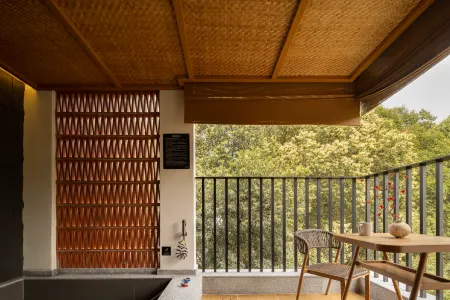 Sunan 9th Homestay Отели рядом с достопримечательностью «Hot Spring»