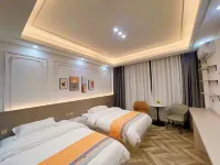 Songpan Yueke Yunju Homestay (Songpan High-Speed Railway Station)