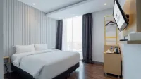Continent Centrepoint Panakkukang Hotel dekat Grand Toserba Pengayoman
