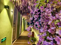 Guoyan Mom's Flower Room Homestay (Ziyang Street Taizhou Fucheng Branch)