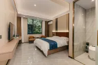 Tengchong Huarong Business Hotel - 2-Star