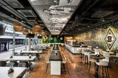 H4 Hotel Moenchengladbach im Borussia-Park Отели в г. Менхенгладбах