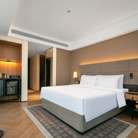 IntercityHotel (Wuhan Nanhu Huazhong Agricultural University)