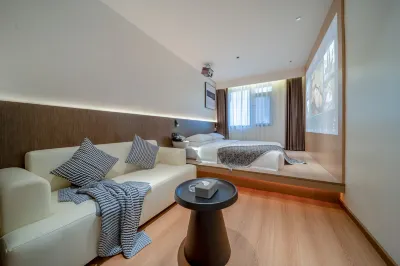 Xixili huixuan hotel（Renhuai Platinum City Fiona Fang Hui Shopping Plaza Branch）