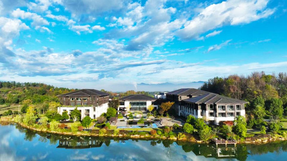 Narada Resort & Spa Phoenix Valley