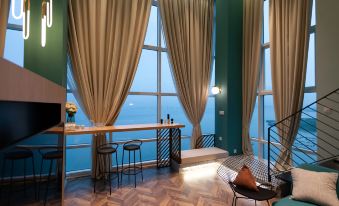 Maritime Sheenmien Deluxe Suite