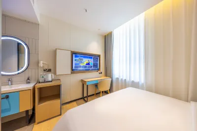 Homeinn Ease Hotel (Lanzhou West Railway Station Zhongtianjian Square) Hotels in Lanzhou