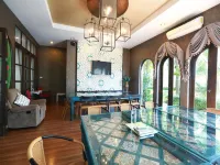 The Grand Morocc Hotel Hotell i Rim Tai