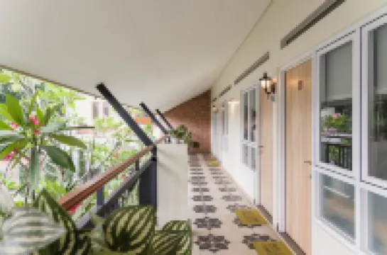 Calma Coliving at Bintaro, Tangerang Selatan Hotels in Pondok Aren