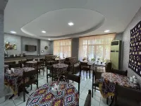 Karim Parkside Hotel - Homestays
