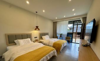 Jingxiangrun Homestay (Pu'er Lancang Jingmaishan Ancient Tea Forest Scenic Area)