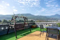 Holly Courtyard · Tranquil | Holly Hotel Mountain and Snow Resort Hotels near World Heritage Park, Lijiang