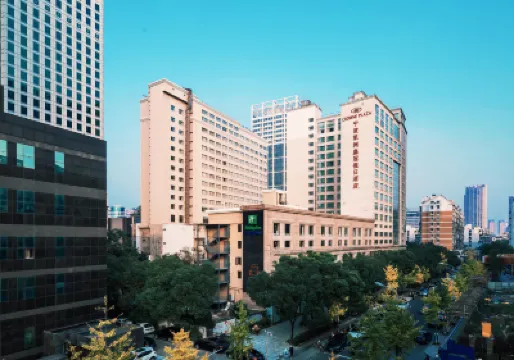 Crowne Plaza CITY CENTER NINGBO by IHG Hotels near Dongmenkou Station