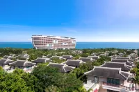 Sanya Haitang Bay Seaside Pool Villa (Yate Duty Free City) Hotels near MAKE UP FOR EVER Sanya International Duty Free Shopping Complex