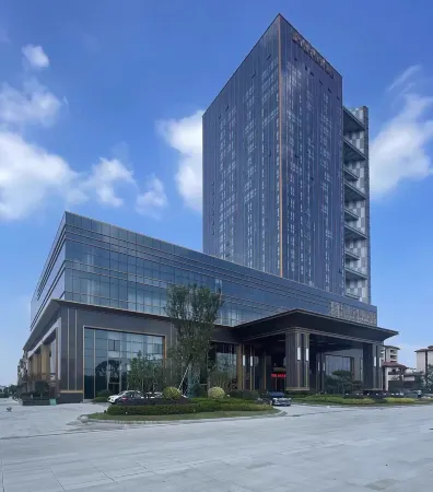 GOLDEN CENTURY INTERNATIONAL HOTEL Отели рядом со станцией Wuwei Railway Station