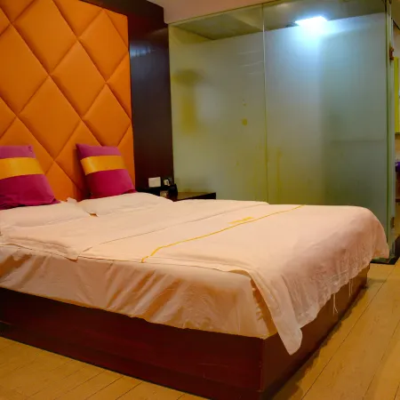Nanchang Jindi Hotel (Bayiguan Subway Station Branch)
