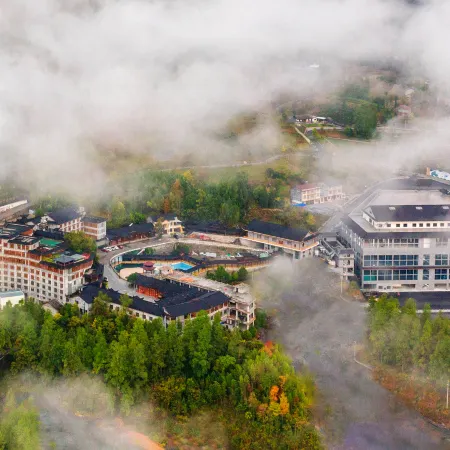 Xinnong Court Hotel