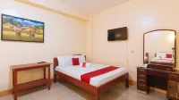 RedDoorz @ Golden Park Inn La Union Hotels in Bauang
