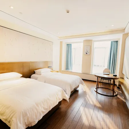 Crown Hotel