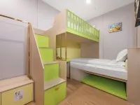 Yizhi Ningmeng Boutique Hotel (Wansongyuan Food Street Qushuilou Subway Station) Hotels near Jianghan District