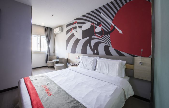 Junyi Hotel (Cangzhou No. 1 Middle School Lion City Park Branch)