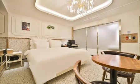 Daegu February Hotel Dongdaegu Station Отели рядом со станцией Станция Донгдаэгу